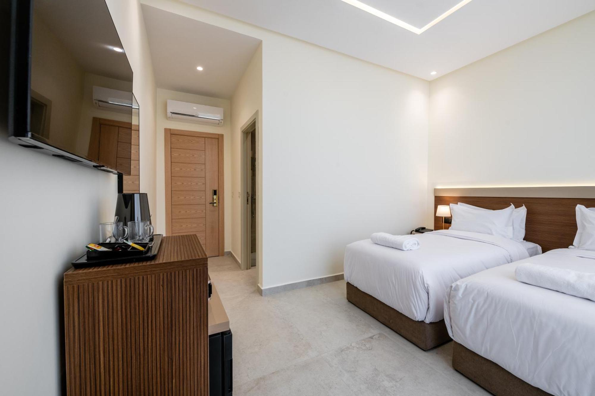 El Toro Hotel